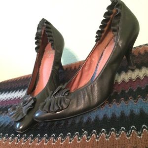 Crown Vintage Black Kitten Heel